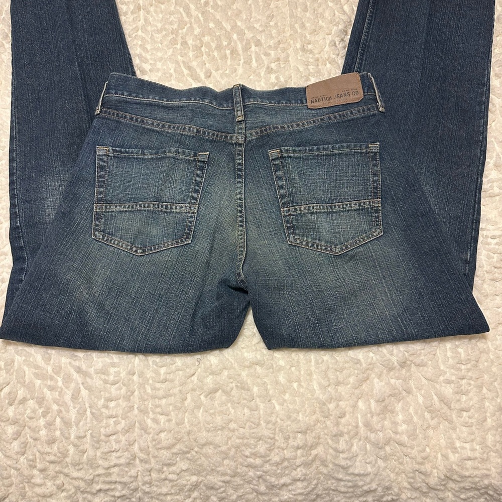 Nautica Relaxed Fit Blue Jeans. 33/32